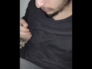 Cara Meio Barbudo Ganhando Peso /