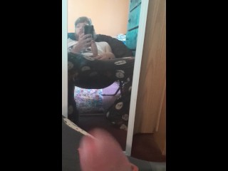 Jerking off infront of the mirror on my day off :)