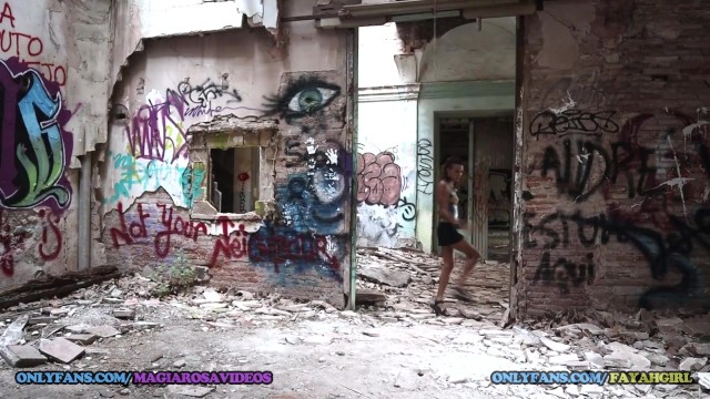 Punk Lesbian Sex Outdoors - I found these crazy girls in an abandoned building