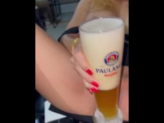Lick Pussy Show You How To A German Wheat Beer With A Girl's Sexy Pussy Rub The Clit Ice Cold Glas