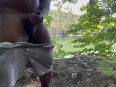 Rubbing my dick during my afternoon hike