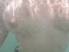 flashing and bouncing my boobs underwater in the ocean