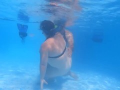 Hookah underwater sex