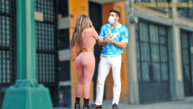 Big Booty Latina Seduces the Rich Stranger to Fuck her Juicy Pussy -  Pornhub.com