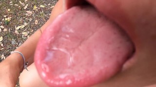 Amateur Blowjob SEX OUTDOOR I Sucess My Bite Outside And I Make Pipi In A Glass And I Burn My Pisse
