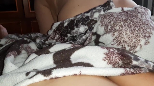 My shy girlfriend makes me orgasm under the covers - IkaSmokS