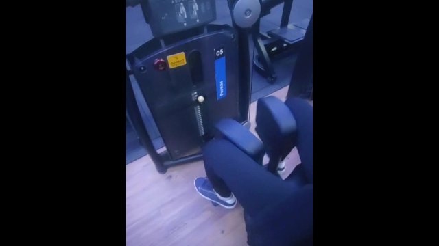 Video: Quick fuck in the gym Caty BlackRose