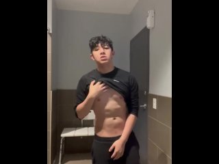 Fit Asian Twink Bathroom Jerkoff