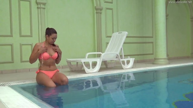 Hungarian Naked Sazan Cheharda Swimming Teasing