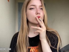 Smoking Fetish Girl 11