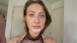 Got cum all of my neighbours sexy face! HOT MILF drains cock 💋 