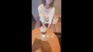 Bigass フル動画 Tin Erで出会ったスタバで働いてる大 生と映画鑑賞と代してラブホに行って後ろからガンガン突きました