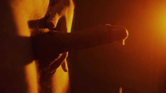 D R E A M Y Handsfree Pulsating Cum [4k]