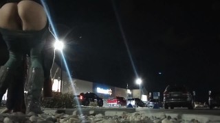 Big Booty Super Nervous Pissing In A Walmart Parking Lot
