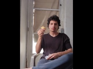 Big Nose Guy, Eating Trash Food (Foot Fetish (Food Fetish) / Guy Eating