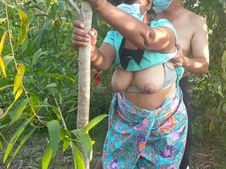 Outdoor Sex In The Forest (เย็กสาวใหญ่)