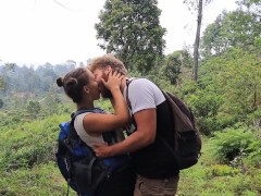 Hot couple kissing passionately while hiking in Southeast Asia! (How to kiss passionately)