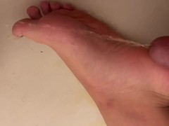 Very weird (& tired) t girl pees on her feet and licks them