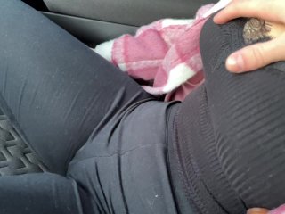 Horny Girlfriend With Big Ass Gets Fucked In The Car German