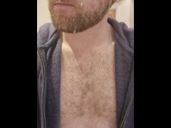 Straight guy HUGE facial Grindr aftermath!