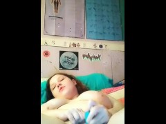 Solo Chubby slut puts bullet vibe on her pussy till she squirts