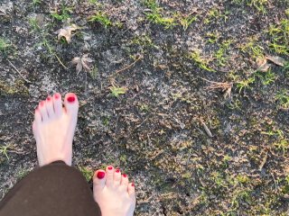 Sexy Feet Female Barefoot Outside Walking Dirty Soles Red Toenails FootFetish No Talking