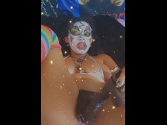 JUGGALETTE TEASES AND CREAMS HAIRY PUSSY