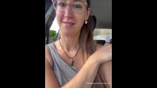 Natural Tits MILF Trisha Masturbates In Her Car And Nearly Gets Caught