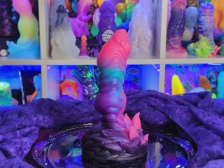 DirtyBits' Review - Medium Qarl from Strange Bedfellas - ASMRAudio Toy Review