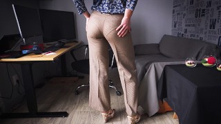 4K Hot Secretary Teases Visible Panty Line In Tight Work Trousers