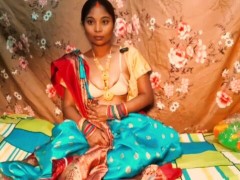 My step sister is most beautiful in Marathi Banarasi saree बनारसी साडी मध्ये मै apne सावत्र ब हिण को