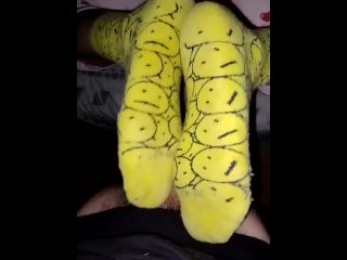Smelly Yellow Sockjob Footjob