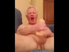 DADDY SEX MACHINE CAN'T STOP BANGIN' AND SHOTS 4 CUMS IN THE PUSSY SO WILD