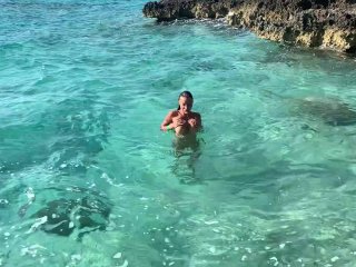 Monika Fox Stopped A Tour_Bus To_Swim Naked In The Caribbean Sea