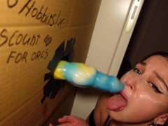 Gloryhole Fantasy Brothel - Sweetie elf serving with her mouth