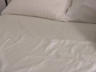 【無】嫁が団地の主婦友と乳繰り合っているところに出くわしたので３Pしました 川越ゆい 上野真奈美 パート1