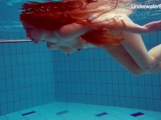 Simonna Is Hot and_Horny inThe Public Swimming Pool