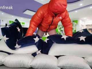 Bouncy Latex Pillow Humping With Huge Cumshot
