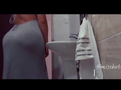 restless thick latina in the bathroom