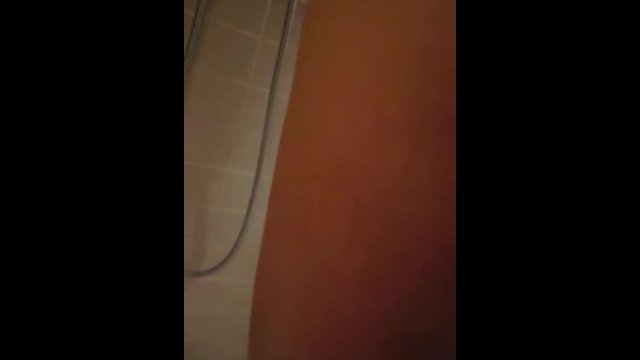 Hard lesbian fucked with Double dildo in the shower