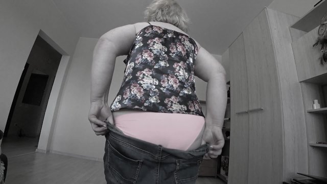 POV. Mature lesbian bbw girlfriends with a strapon.