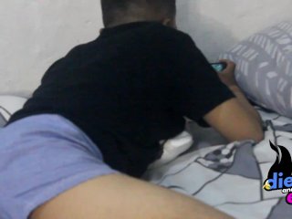 Pinoy Sexy Twink Gamer Boy Playing His Favorite Mobile Legends Ml (Kinantot At Pina Chupa Si Ml Boy)