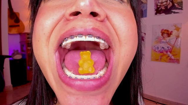 Lila Jordan Swallows A Yellow Gummy Bear Giantess Vore Fetish 3067