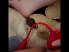 Slut uses toy to please herself