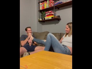 Milf Feet_Worship! Sexy Feet! - I Let Him Jerk_Off to My Feet for the_Test Answers!