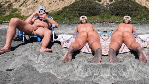 Monster Cock Beach Couple - Voyeur Spy Beach Couple Porn Videos | Pornhub.com