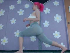 Cute Milf Yoga Workout See Through Leggings Flashing Pierced Nipples