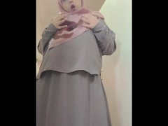 Crossdressing in Hijab on top