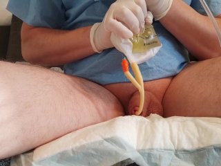 Filling the Bladder with One's Own Urine Through aCatheter