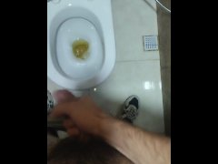 masturbate and cum in the club toilet